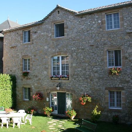 Chambres D'Hotes Lou Jassou Lapanouse-de-Cernon Exteriör bild